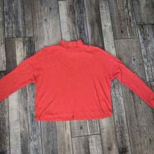 Loose fitting long sleeve shirt
